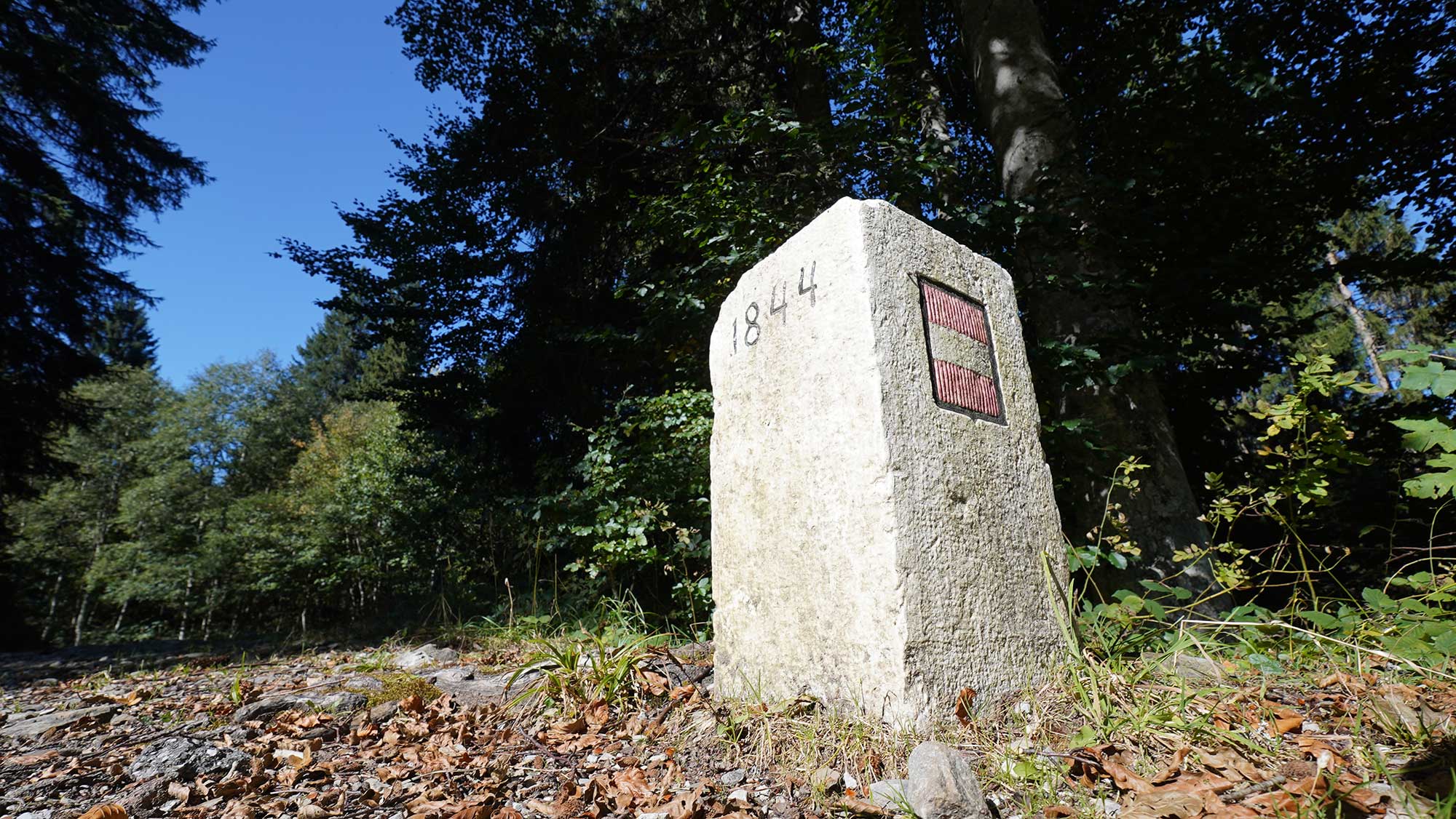Borderstone (c) Hartmut Wimmer | European Trails